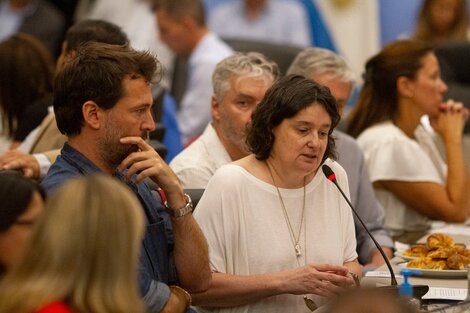 Santiago Mitre y Vanessa Ragone, dos de los expositores en el Congreso. 