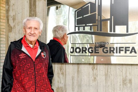 El Centro de Entrenamiento de Newell's se llama Jorge Griffa. Homenaje en vida.