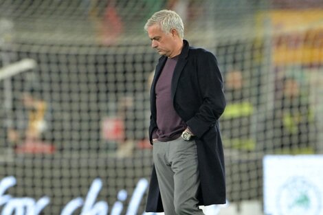 La Roma despidió a Mourinho y contrató al exBoca Daniele De Rossi