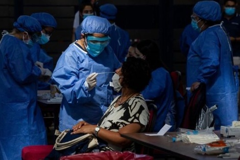 Por el aumento de casos de coronavirus, intensifican la vigilancia en hospitales