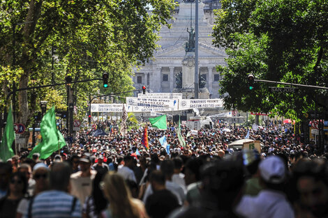 Por su magnitud y contundencia, la marcha fue calificada como histórica.