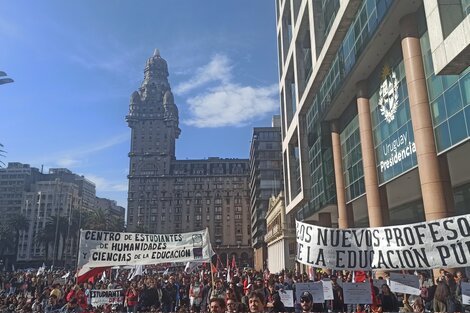 El apoyo del sindicalismo internacional al paro general : "Estamos con ustedes siempre"