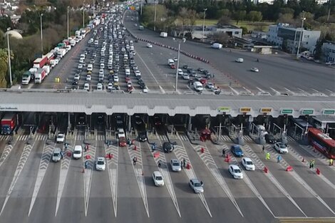 Aumento de peajes: convocan a una audiencia para definir subas en autopista Buenos Aires-La Plata y rutas a la costa atlántica