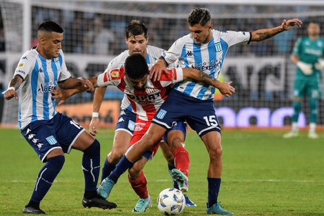 Copa de la Liga: Racing tuvo un estreno olvidable y perdió de local con Unión