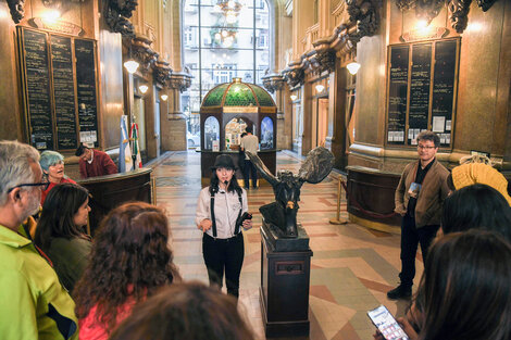 Visita al Palacio Barolo: luces y sombras a 100 años de su inauguración  