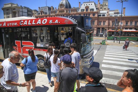 La UTA advierte de un posible paro de colectivos si no hay acuerdo paritario