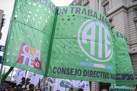 Los estatales se convocan contra el techo puesto a sus paritarias 