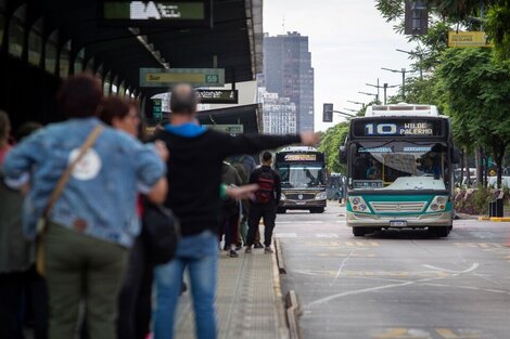 Se levantó el paro de colectivos en el interior del país