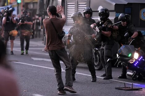 Habló el manifestante que casi pierde un ojo en la represión en Congreso: "Sentí mucho dolor"