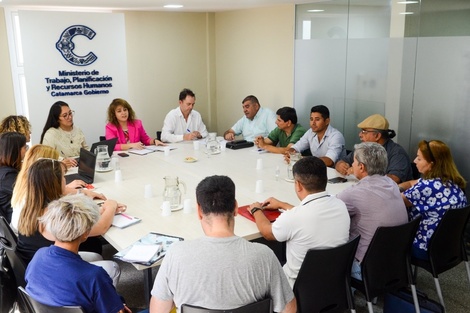 La Intersindical Docente anunció paro