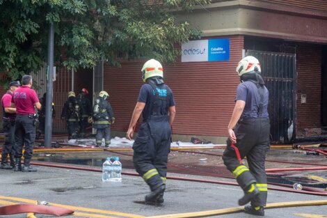 Cuál fue la causa del incendio de Edesur: más de 30 mil usuarios siguen sin luz 