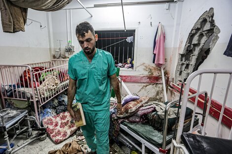 Disparos y caos en el asalto israelí a un hospital en Gaza