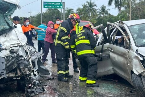 Cinco argentinos murieron en un violento choque en México