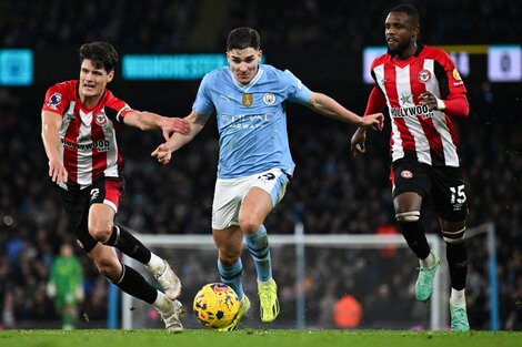 Julián Alvarez aportó una asistencia para la victoria de Manchester City  