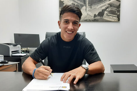 Ortiz renovó en Central hasta diciembre de 2026.