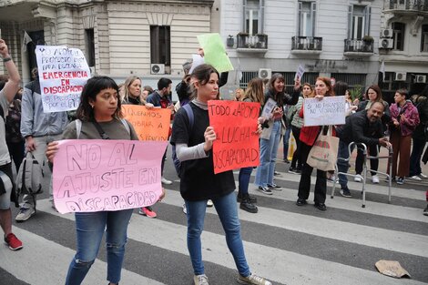 Despidos que ponen en peligro la Agencia Nacional de Discapacidad