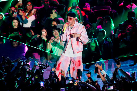 Quién es Bad Bunny: el artista que en pocas horas agotó las entradas para 2 conciertos en Vélez 