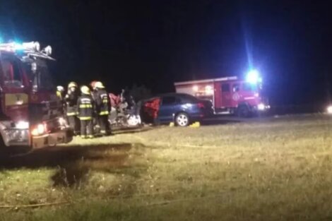 Cinco muertos en un choque de tres vehículos 