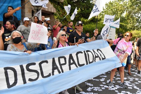 Puerta abierta al desamparo para las personas con discapacidad