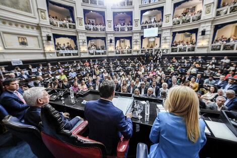 Axel Kicillof frente a la Legislatura bonaerense.