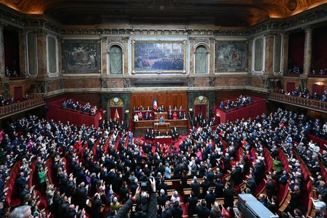 El aborto, garantizado en la Constitución