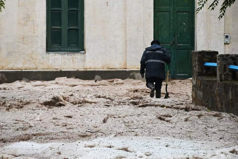 Un alud cubrió las calles en Santa Catalina 