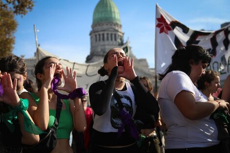 La fiesta y la resistencia