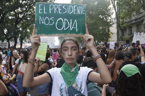 El viernes, una multitud de mujeres y disidencias reclamó un freno a la avanzada antiderechos.