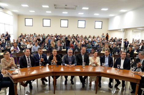 Julio Zamora: "Vamos a proponer proyectos como el de la boleta única papel que transparentan el proceso democrático”