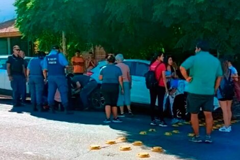 Un nene está en terapia intensiva luego de que sus padres lo dejaran en un auto por seis horas