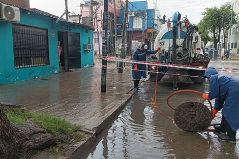 Rigen alertas por tormentas en el AMBA y diez provincias.