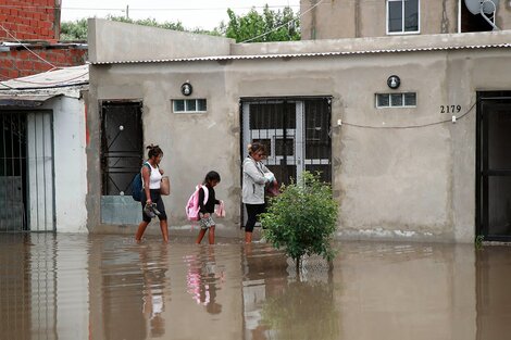 Alerta naranja y operativo de emergencia por el temporal en La Plata