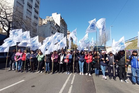 Los trabajadores del cordón frutihortícola platense movilizarán a la vera de la Ruta Nacional N°2.