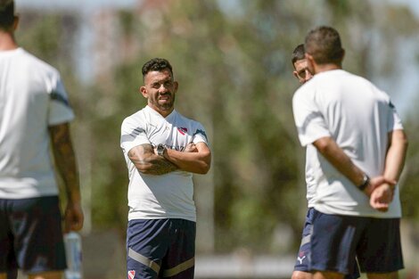 Copa de la Liga: Independiente busca sumar ante Atlético Tucumán