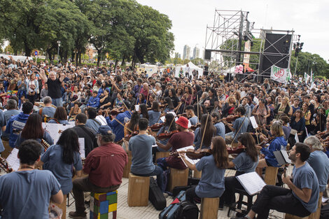 "Que la cultura sea parte de la canasta básica y no un privilegio"