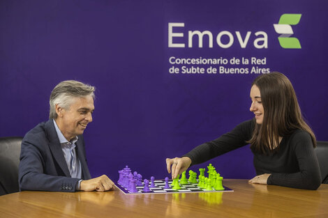  Joaquín Acuña, Presidente de Emova, junto a Candela Francisco, campeona mundial Sub-20.