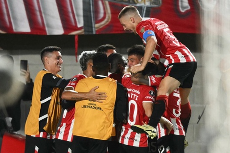 Copa Libertadores: Estudiantes sufrió para derrotar a The Strongest