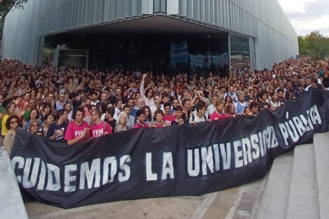 Las universidades nacionales se movilizan contra el ajuste: "Necesitamos ser escuchados"