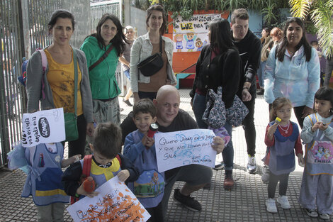 Protesta en el jardín que hace un mes que no tiene electricidad