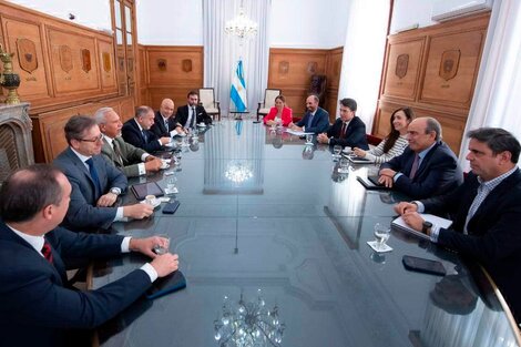 Guillermo Francos, Nicolás Posse y Victoria Villarruel recibieron a senadores de LLA y de los bloques amigables.