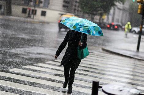 Clima en Buenos Aires: alerta naranja por fuertes tormentas en el AMBA