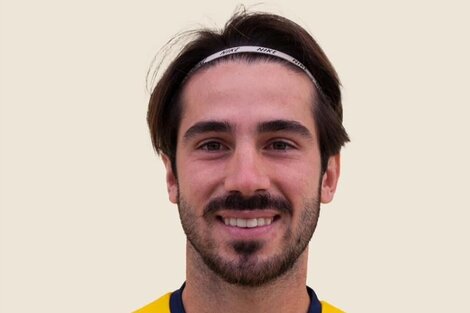 Dolor en el fútbol italiano: murió un jugador de 26 años luego de sufrir un paro cardíaco en un partido