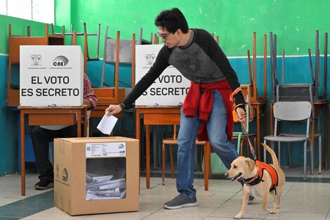 Lo que hay que saber sobre el referéndum aprobado en Ecuador (Fuente: AFP)