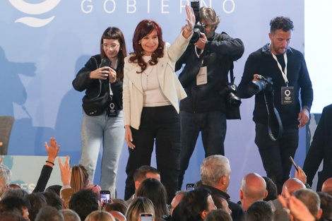 Cristina Kirchner y un video para exhibir las diferencias en las políticas educativas entre gobiernos