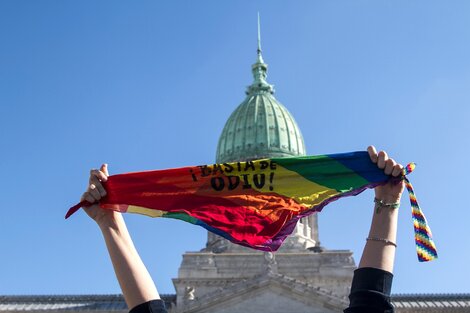 La agrupación 100% Diversidad y Derechos exige justicia por ataque lesbofóbico de Barracas