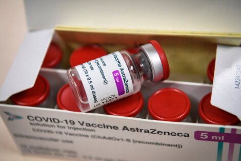 AstraZeneca retiró de la venta su vacuna contra coronavirus