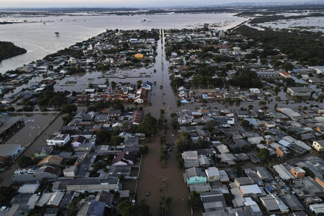 Vuelven las lluvias y el número de desalojados se dispara por inundaciones en Brasil (Fuente: EFE)