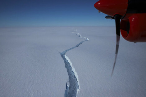 Un iceberg de 380 kilómetros cuadrados se desprendió de la Antártida