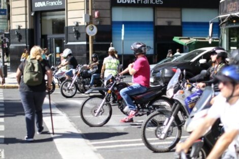 Nuevos requisitos: cambios en la prueba para sacar la licencia de motos en CABA