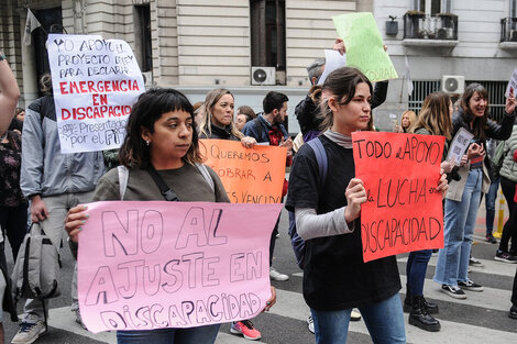 Manifestarán en la Legislatura contra el ajuste en la discapacidad 